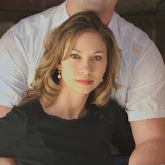 Meet your Posher, Candace - Picture 1 of 1